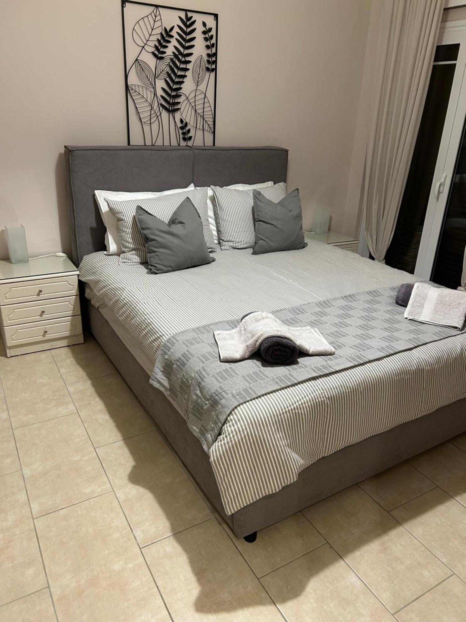 Bijou Kalamakiou Apartment Athens